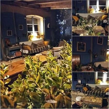 Chez Gladys Et Ses Enfants Hotel Lain Buitenkant foto