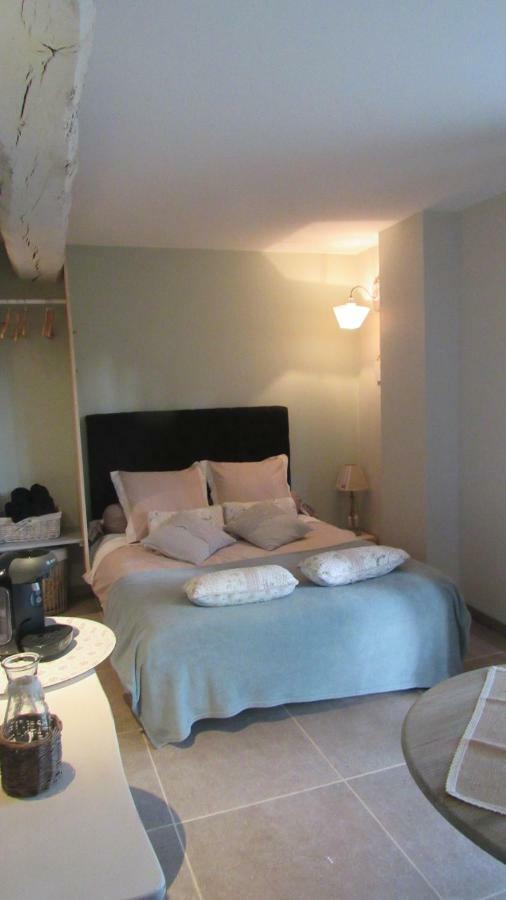 Chez Gladys Et Ses Enfants Hotel Lain Buitenkant foto